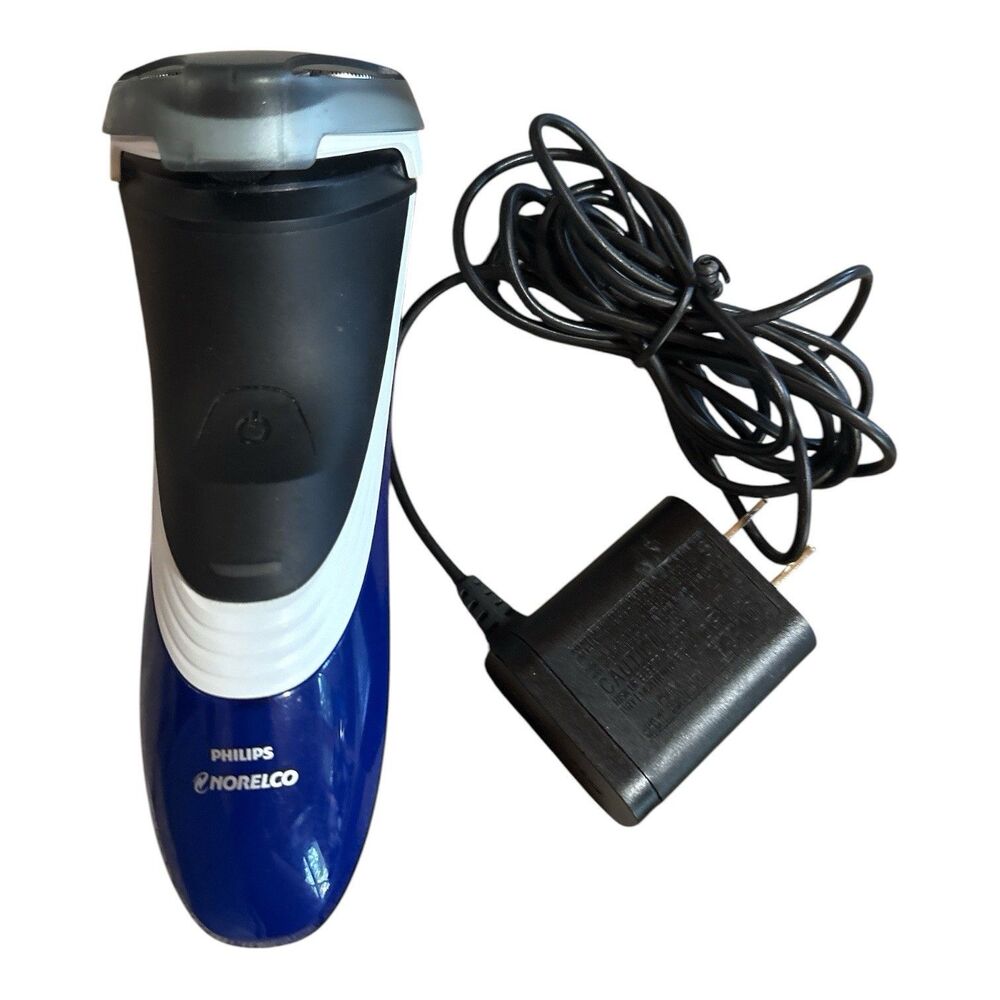 Philips Norelco PowerTouch PT720Cordless Wet/ Dry Electric Razor Shaver